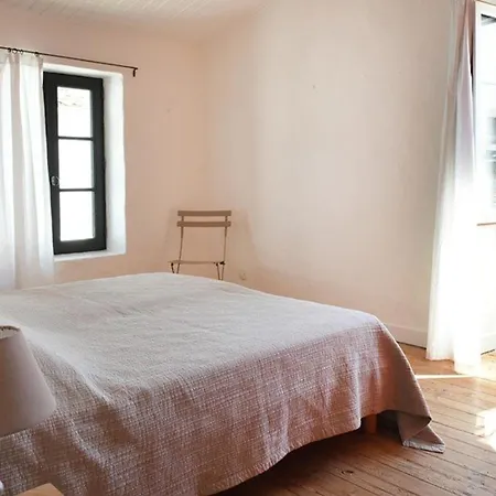 בית נופש Charmante Maison Avec Cour Ensoleillee, Espace Pour Velos, Wi-fi Et Cuisine Equipee Aux Portes-en-re - Fr-1-434-17 Les Portes-en-Re