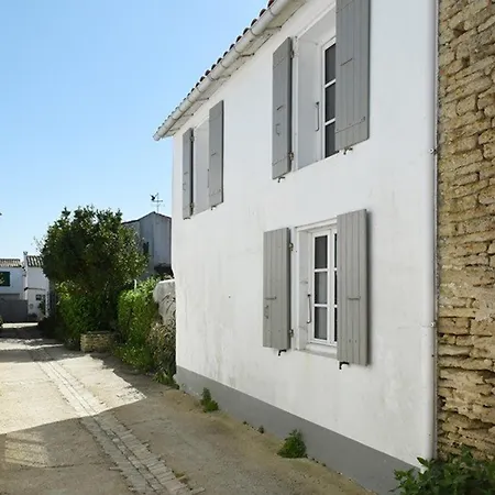 Charmante Maison Avec Cour Ensoleillee, Espace Pour Velos, Wi-fi Et Cuisine Equipee Aux Portes-en-re - Fr-1-434-17 בית נופש Les Portes-en-Re