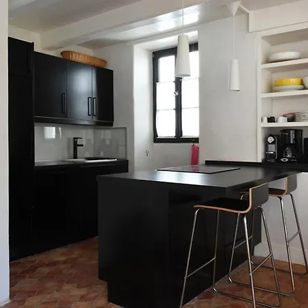 Charmante Maison Avec Cour Ensoleillee, Espace Pour Velos, Wi-fi Et Cuisine Equipee Aux Portes-en-re - Fr-1-434-17 בית נופש Les Portes-en-Re